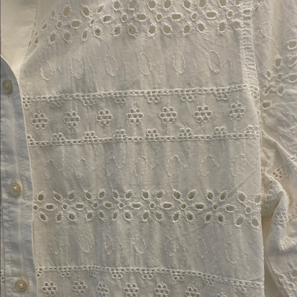 GAP Ivory Eyelet Long Sleeve Blouse - Picture 3 of 6